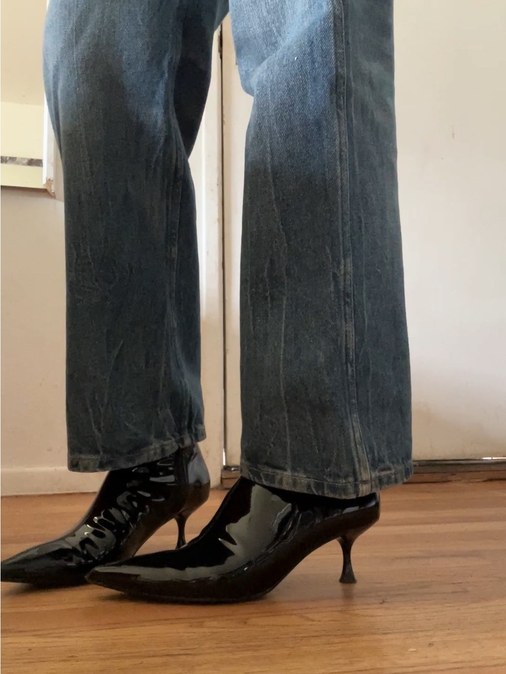 Black Patent Pointed Toe Kitten Heel Ankle Boots - Picture 5 of 6